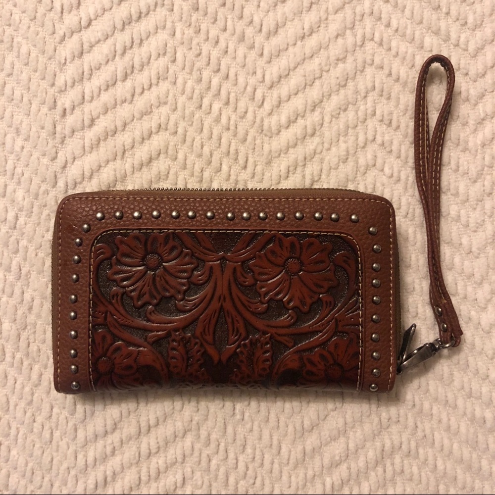 Trinity Ranch Women’s Large Wallet *Like New